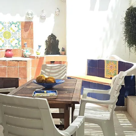 La Casa Del Comandante Lägenhet Procida